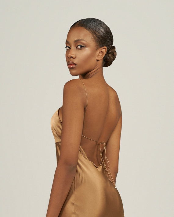 NUDE 04